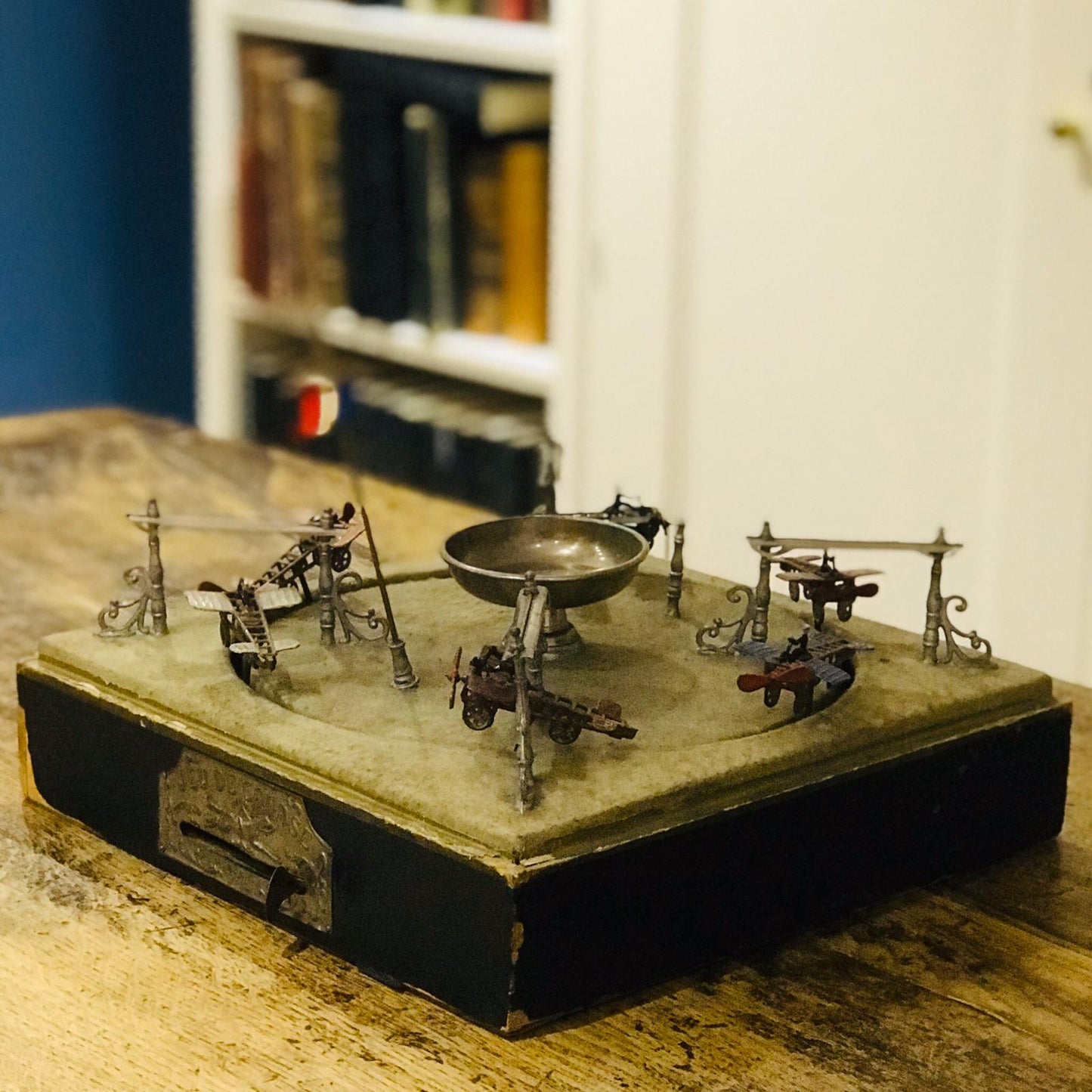 Antique Jeu de Course gambling game - Harold&Charles