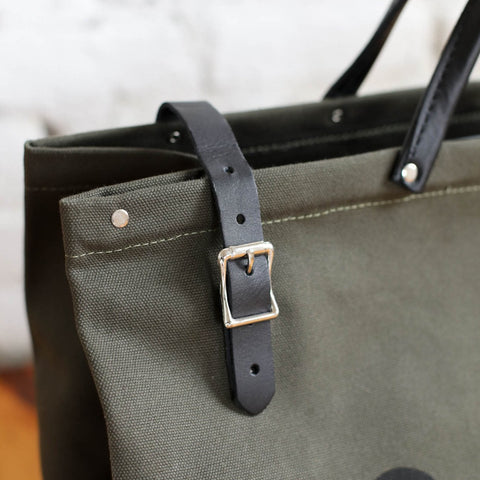 ESCAPE Canvas Utility Bag  Olive Green | Forestbound Bags