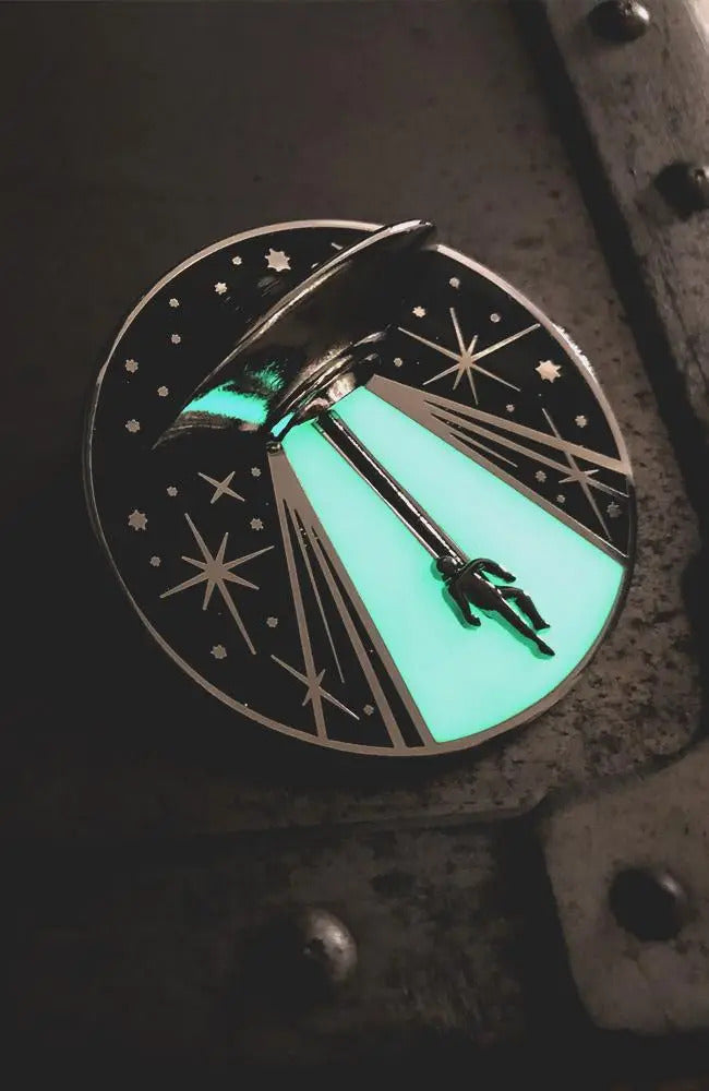 Alien Abduction Ufo Jumbo Action Pin - Glow in the Dark Beam