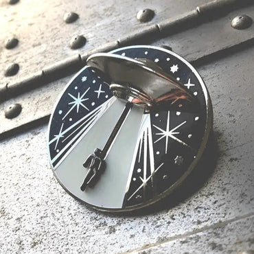 Alien Abduction Ufo Jumbo Action Pin - Glow in the Dark Beam